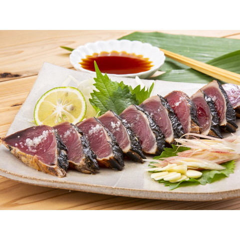 高知「ハマヤ」完全ワラ焼き鰹タタキ『龍馬タタキ』